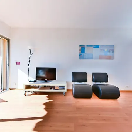 La Belle Vue Avec Joli Balcon Et Parking, A Cote Des Plages Et Du Centre-ville Cannes